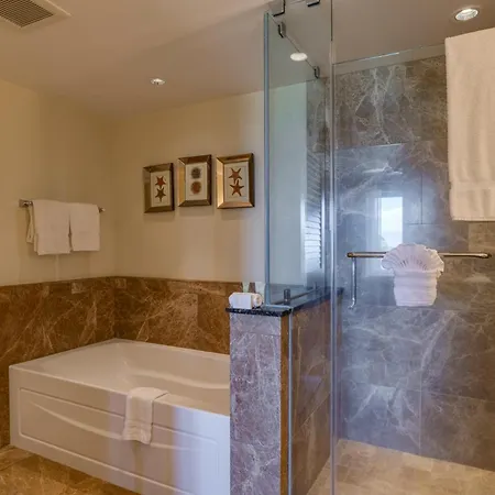 Outrigger Honua Kai Resort And Spa Lahaina Room photo