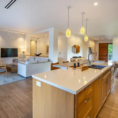Outrigger Honua Kai Resort And Spa Lahaina Room photo